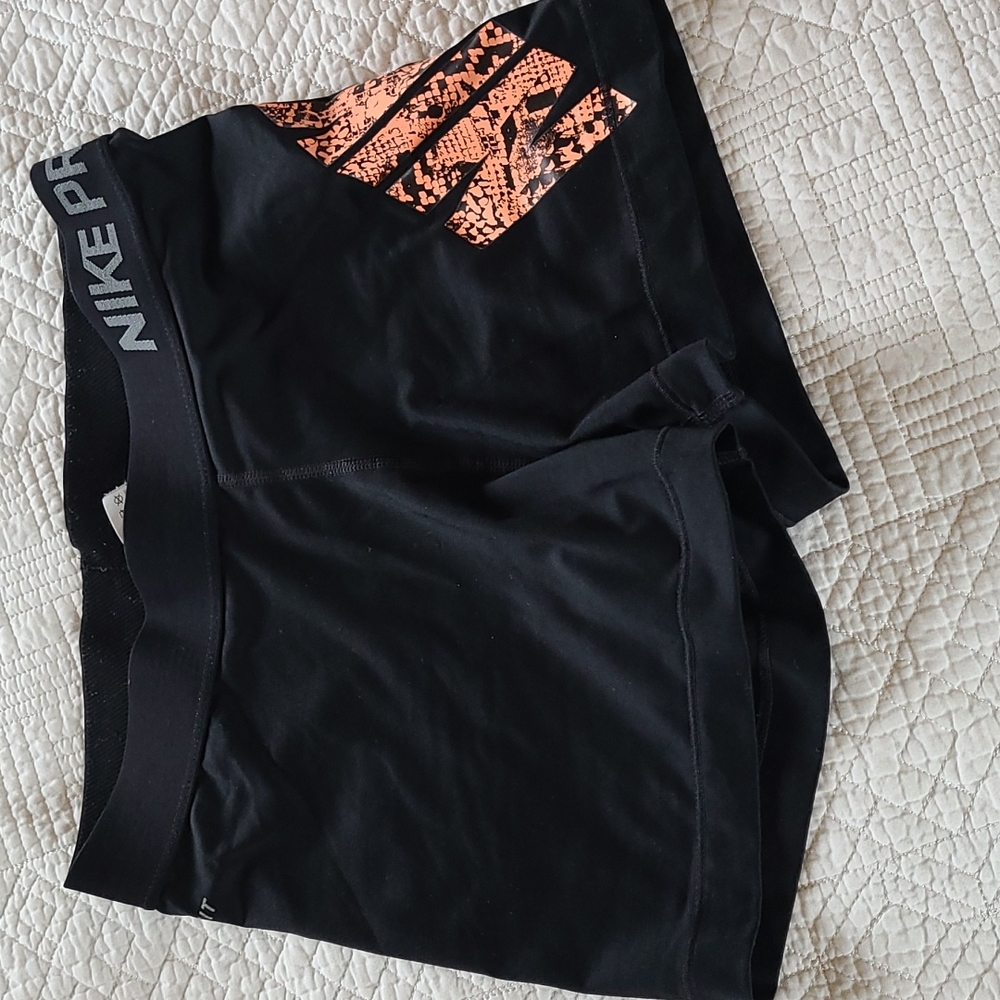Nike spandex